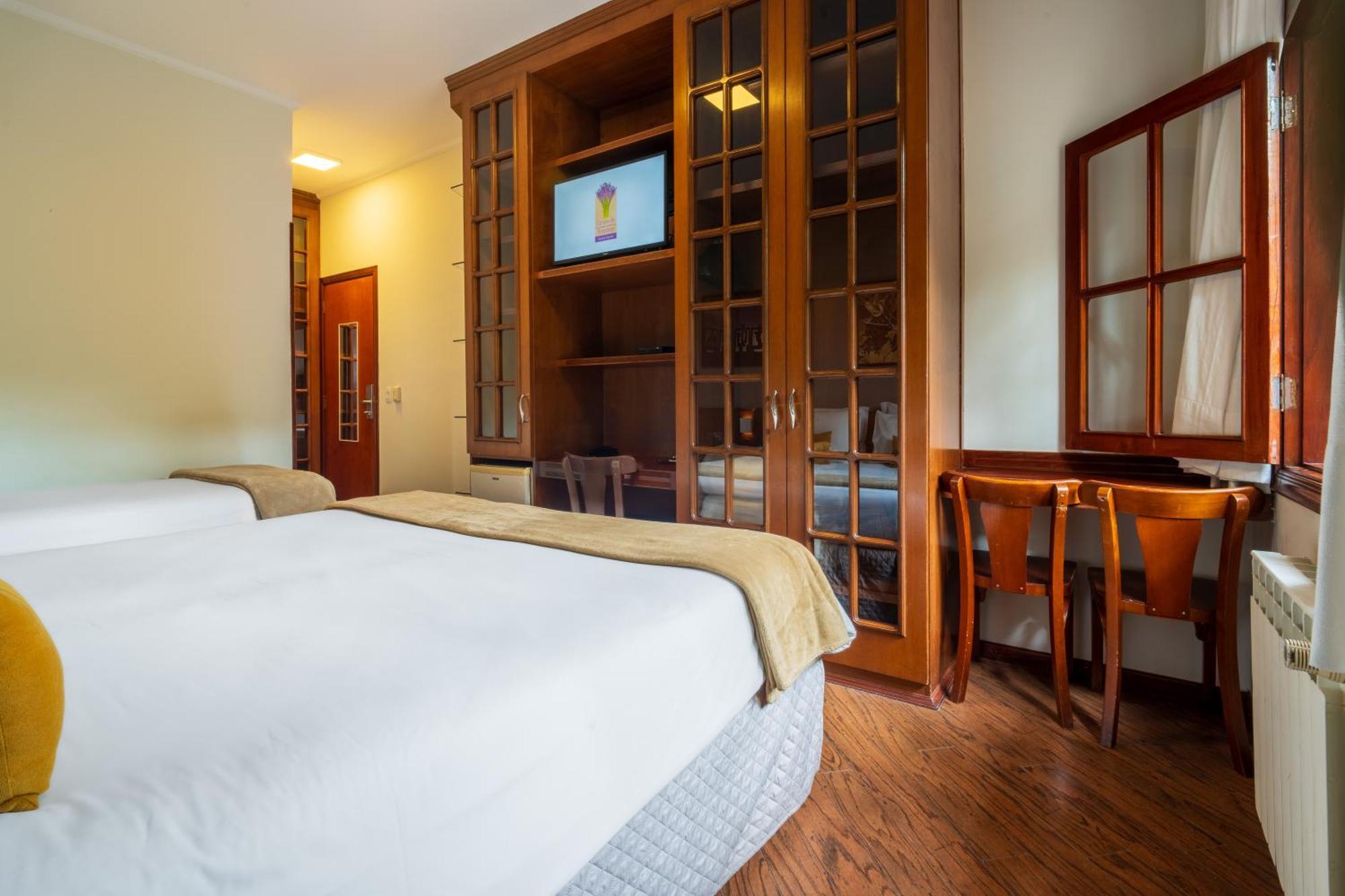 Inn Campos De Provence